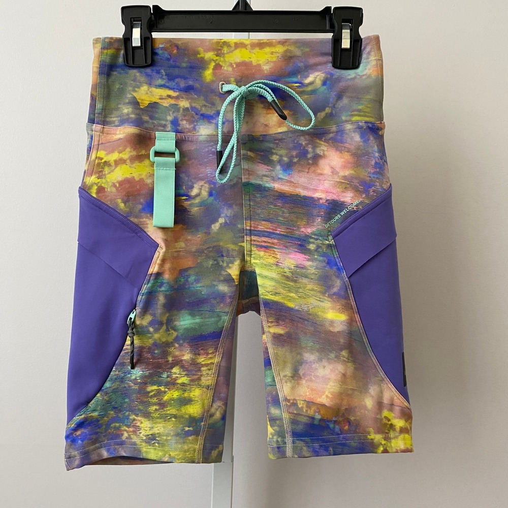 Lululemon Cargo Super High Rise Hiking Short 8" Size 4 Altered Nature